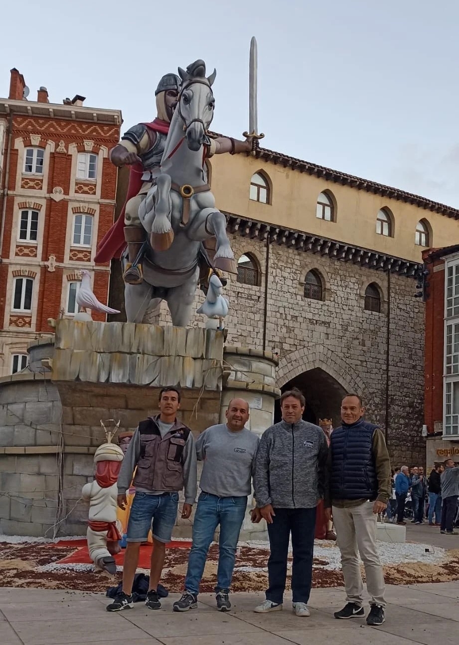 Las Fallas de Valencia y la Catedral de Burgos unidas por la cremà de la falla del Cid Campeador 7 b25b2cca 78d8 4f4e 86c9 9892e7247ee1