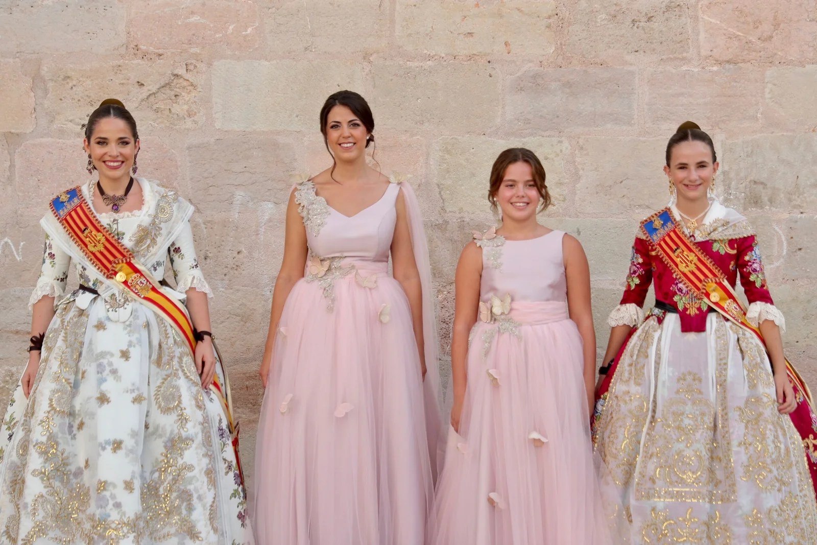 Las Falleras Mayores de Valencia invitadas a la Batalla de Flores de Burriana FOTONOTICIA 6 image00003 1 scaled