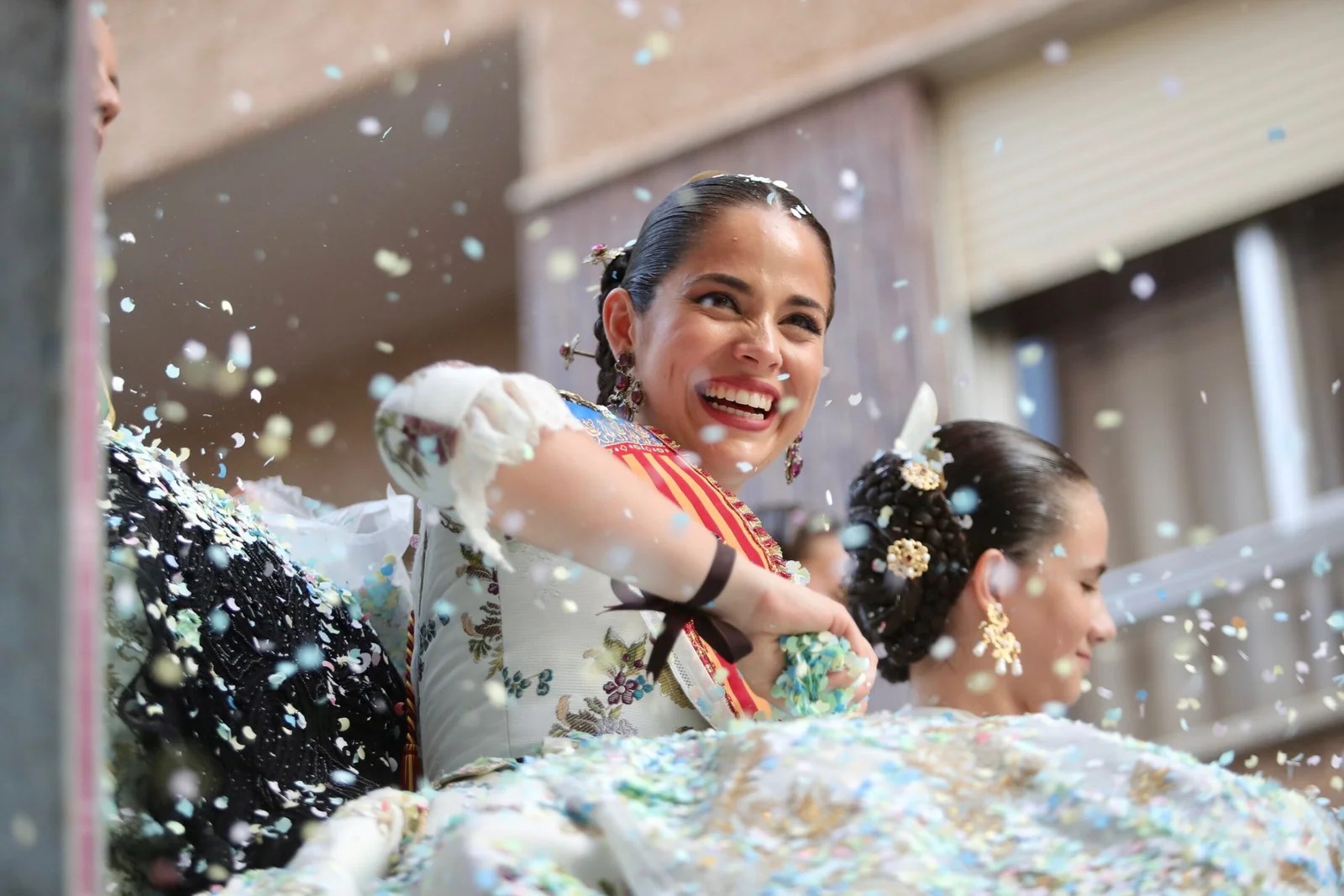 Las Falleras Mayores de Valencia invitadas a la Batalla de Flores de Burriana FOTONOTICIA 3 image00016 1 scaled