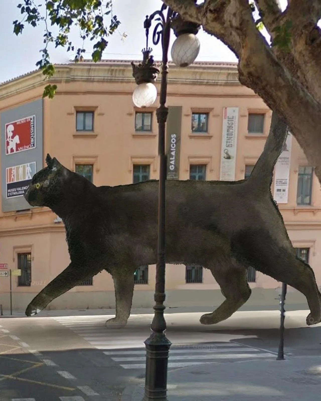 Escif torna a la falla Mossén Sorell-Corona per a invocar a la bona sort amb el projecte ‘Mai se sap’