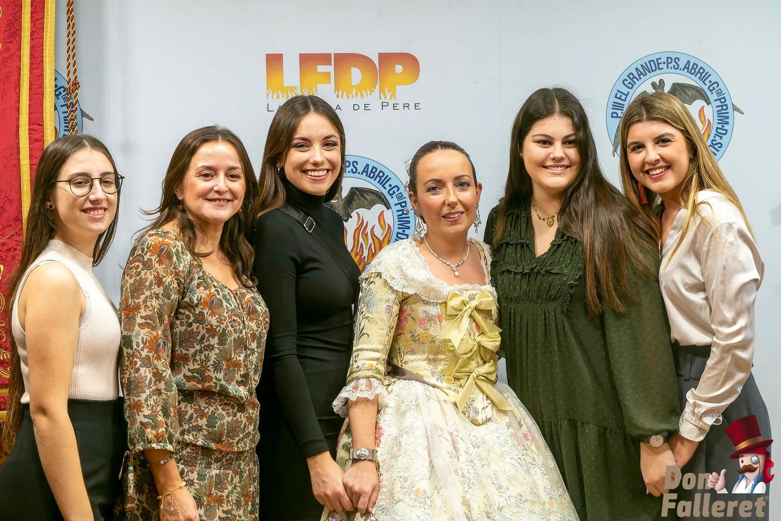 Joserra Lisarde y Xaume Torrent se estrenan en la Falla de Pere #Fallas2023 19 FallaDePere 35