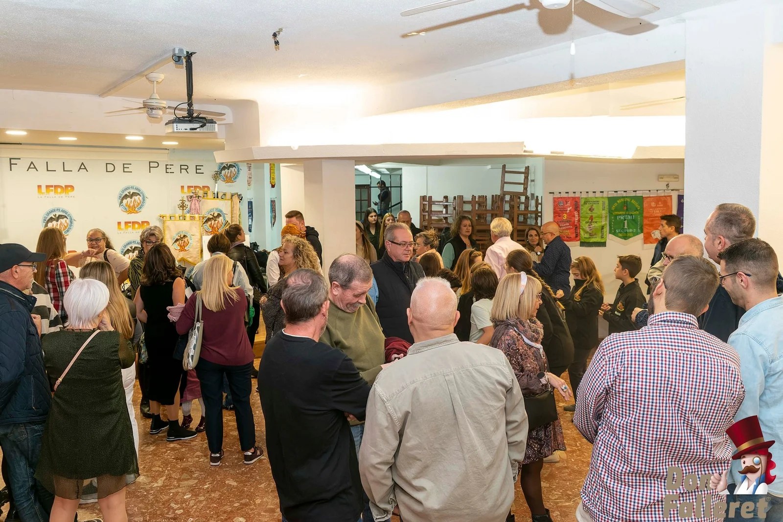 Joserra Lisarde y Xaume Torrent se estrenan en la Falla de Pere #Fallas2023 18 FallaDePere 5