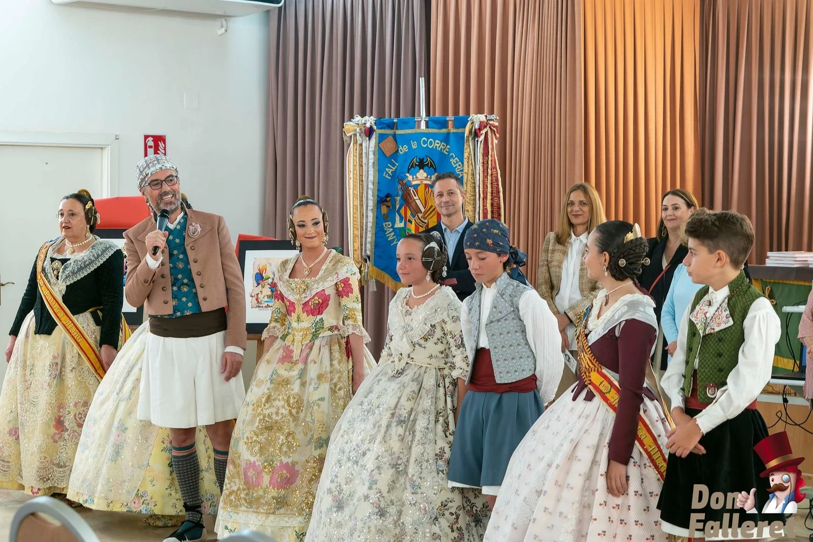 La Falla Corretgeria presenta el libro que recoge su historia desde 1871 33 LLibre Corretgeria 18