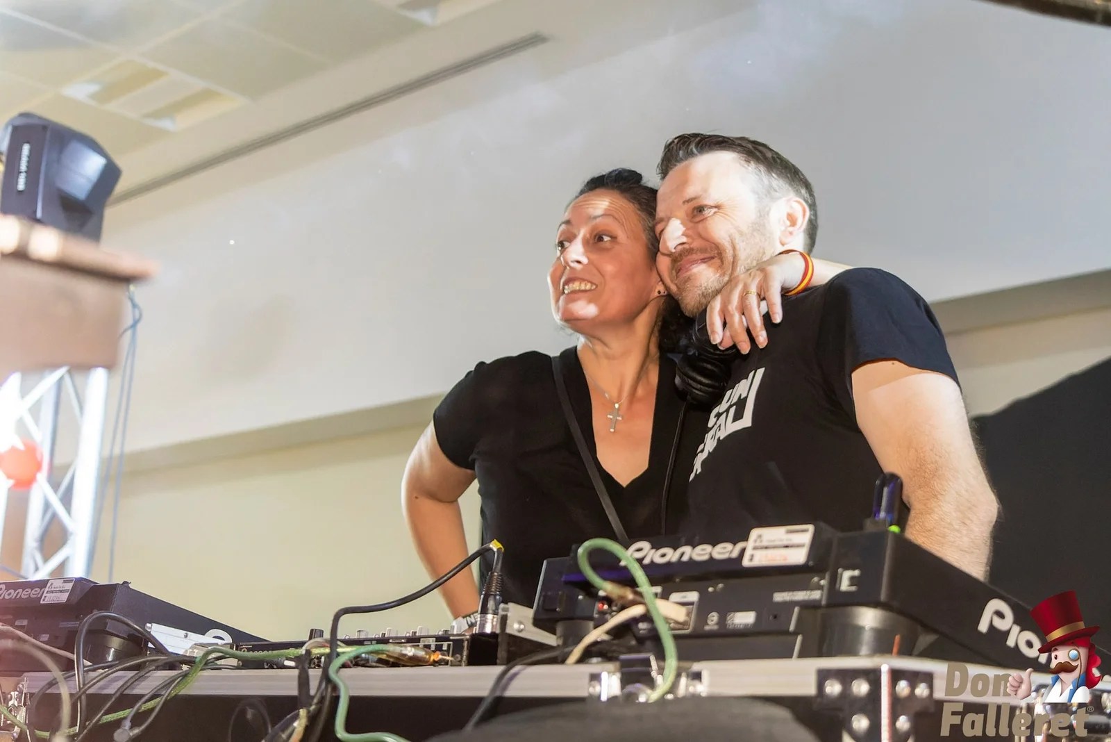 Éxito de la V Gala Remember En Vena de la Falla Els Generals 9 Remember 28