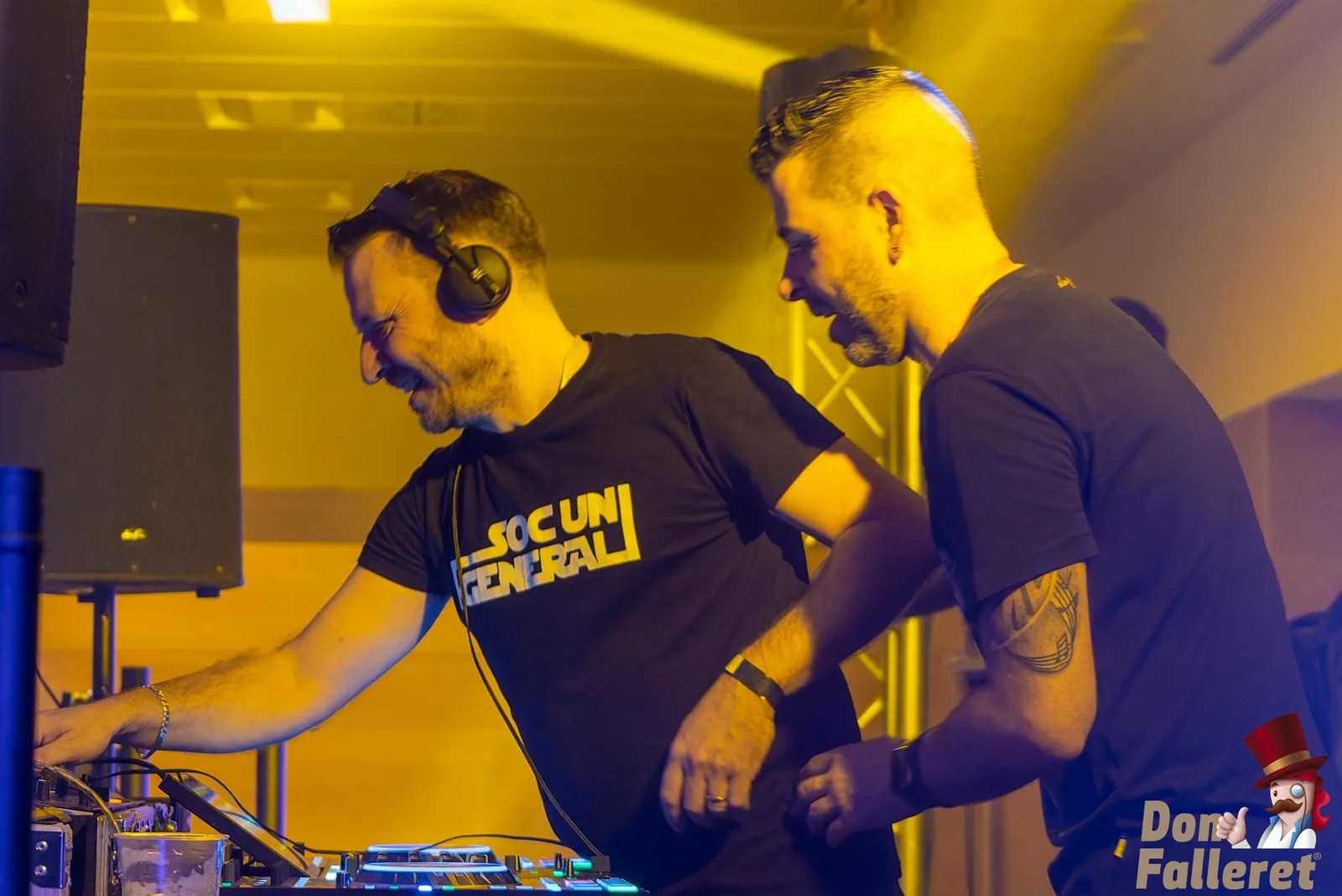 Éxito de la V Gala Remember En Vena de la Falla Els Generals 6 Remember 4