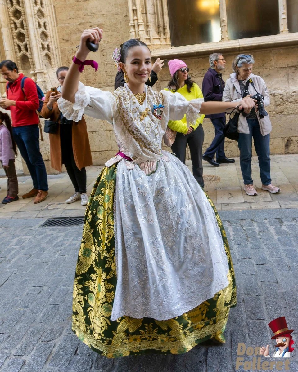 5 Falleras Mayores Infantiles de Valencia en la dansà del 50 aniversario de la Falla Infantil de Dr. Collado 3 Dansa Infantil 15
