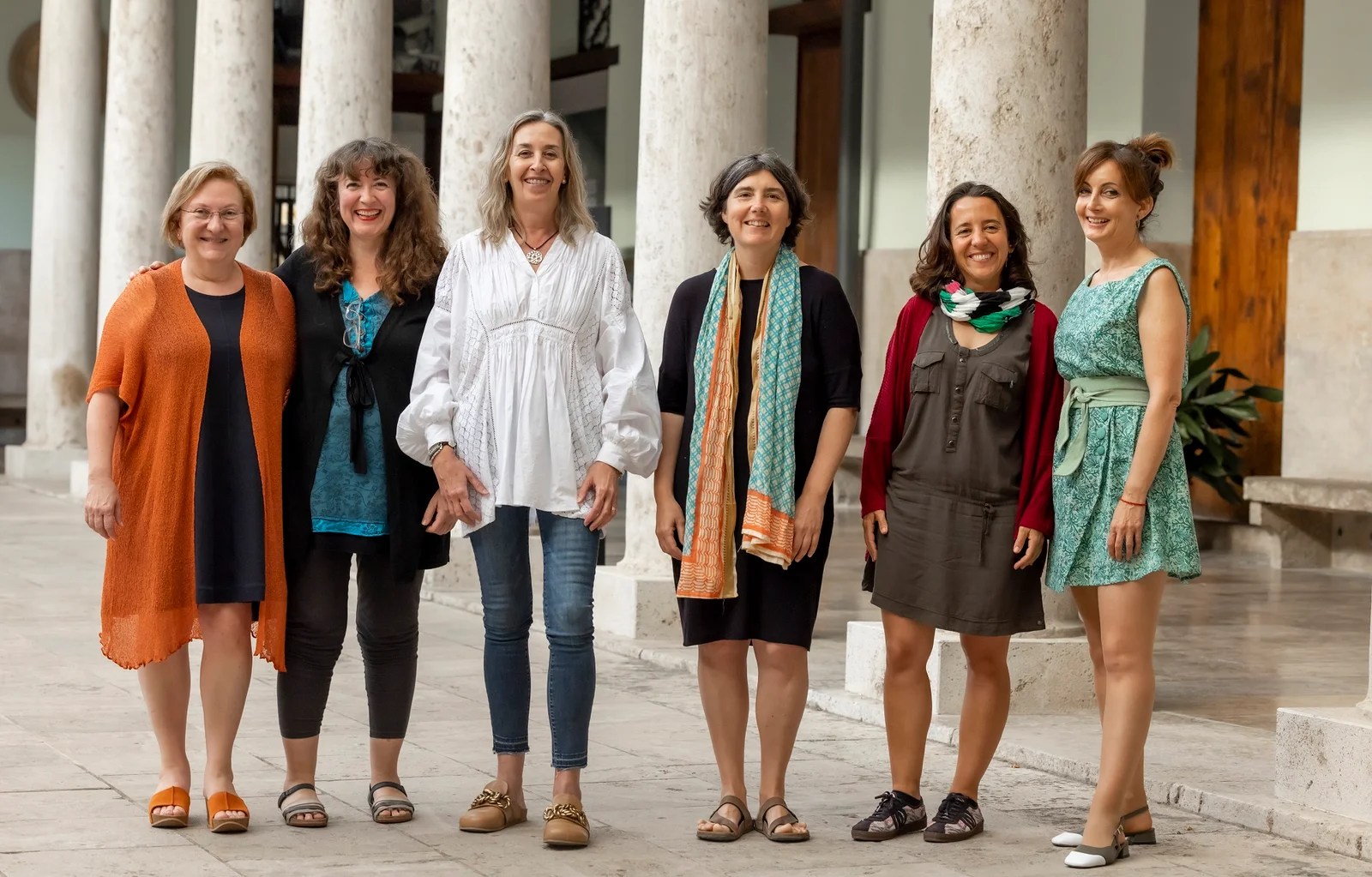 El Mocador atorga el Premi ViP 2023 "VALORS I PROFESSIONALITAT" a la Unitat d'Igualtat de la Universitat de València 1 equip UV IGUALTAT