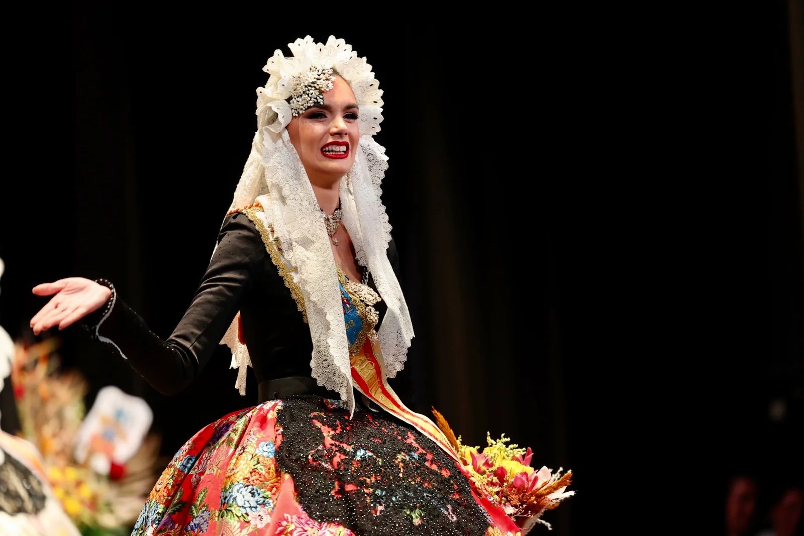 Belén Mora Rosado, proclamada Bellea del Foc de Alicante 2023