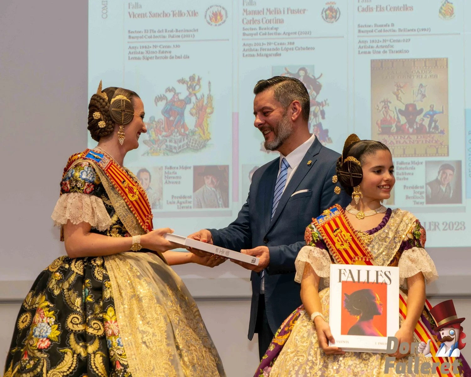 Presentat el Llibre Faller 2023 13 EntregaLLibret 38