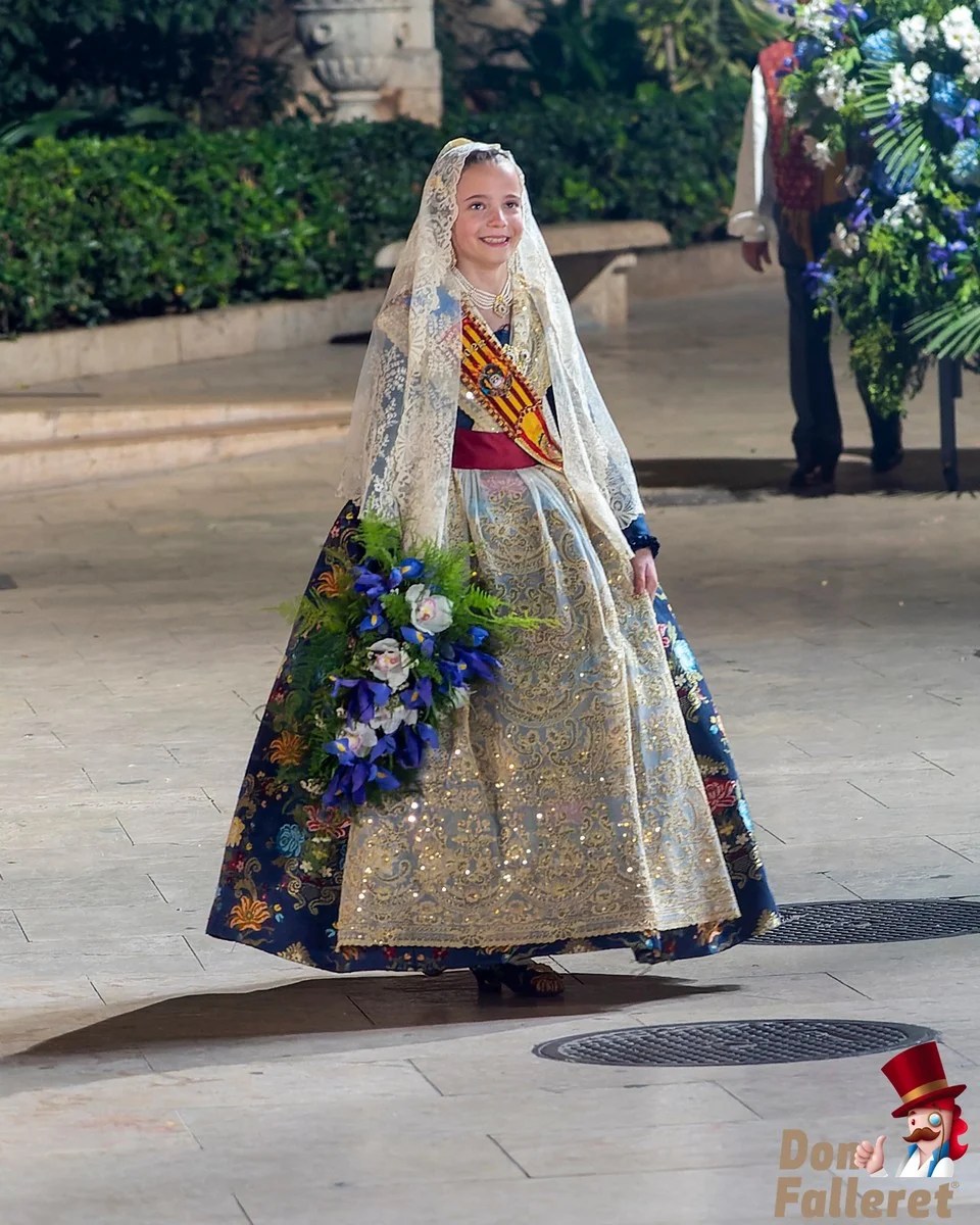 Ofrenda de Flores a la Virgen de los Desamparados - 17 de marzo - Comisiones Falleras 121 Ofrenda 17 114