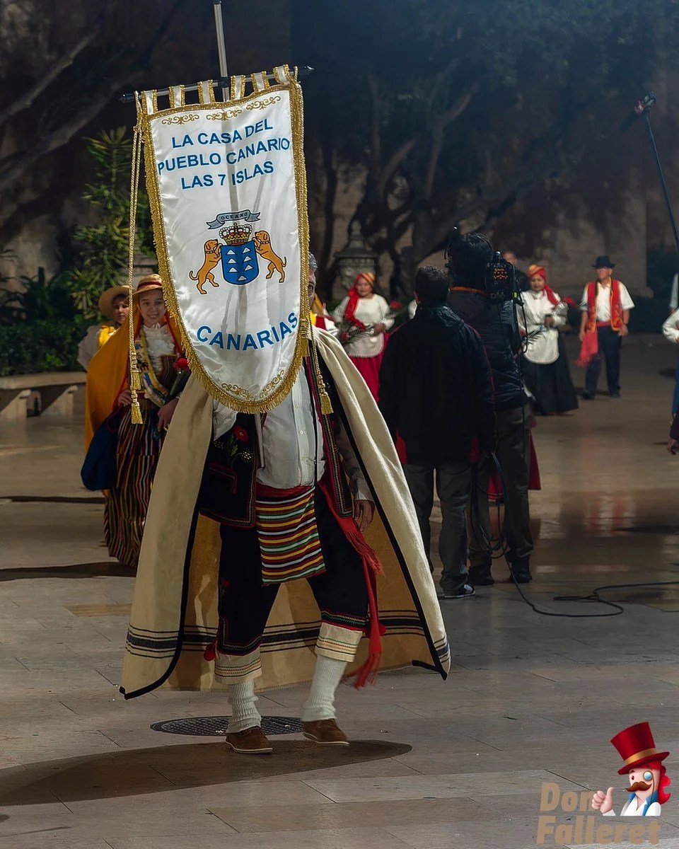 Ofrenda de Flores a la Virgen de los Desamparados - 17 de marzo - Comisiones Falleras 138 Ofrenda 17 131