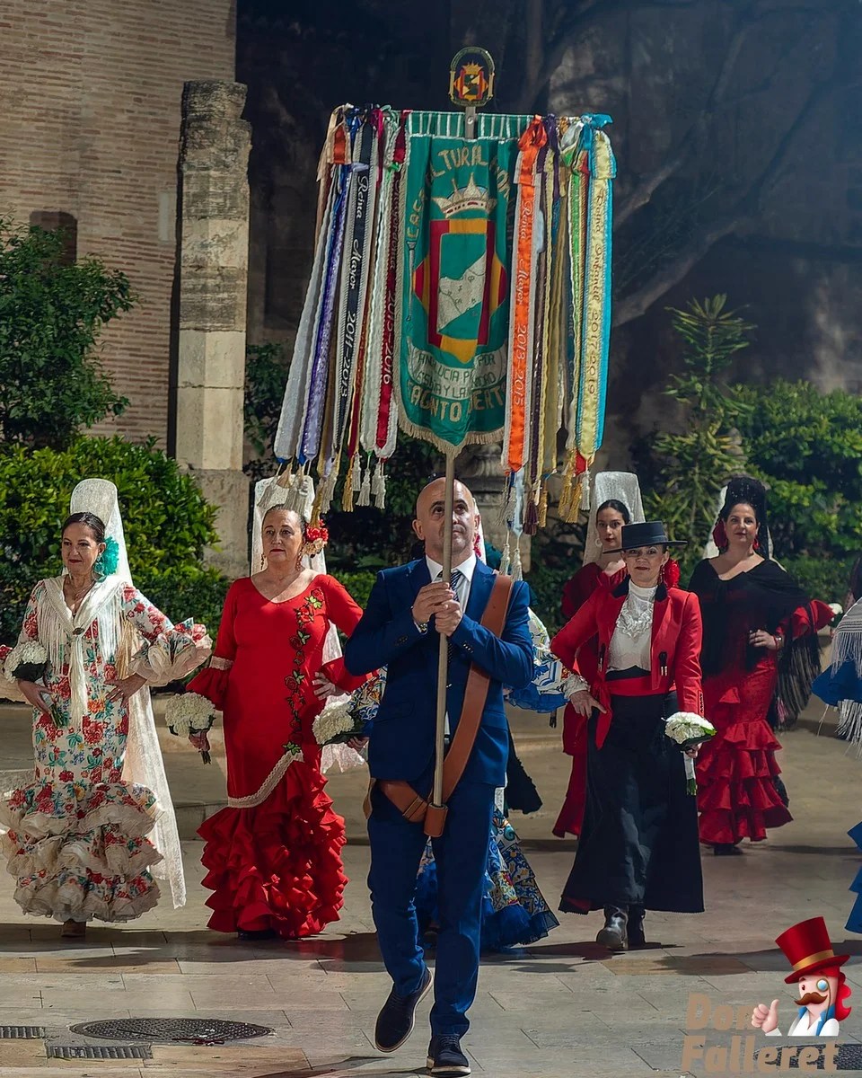 Ofrenda de Flores a la Virgen de los Desamparados - 17 de marzo - Comisiones Falleras 145 Ofrenda 17 138