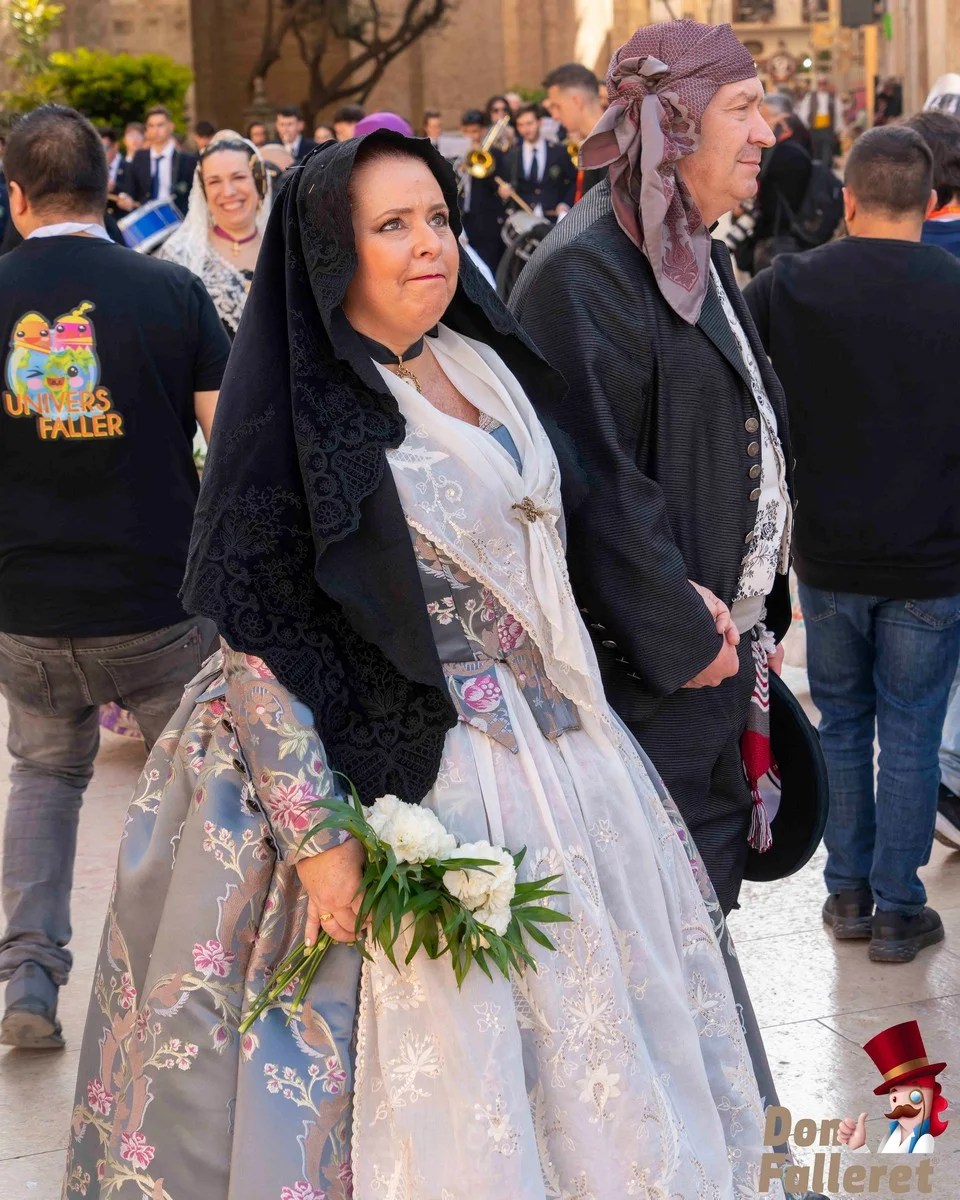 Ofrenda de Flores a la Virgen de los Desamparados - 17 de marzo - Comisiones Falleras 177 Ofrenda 17 170