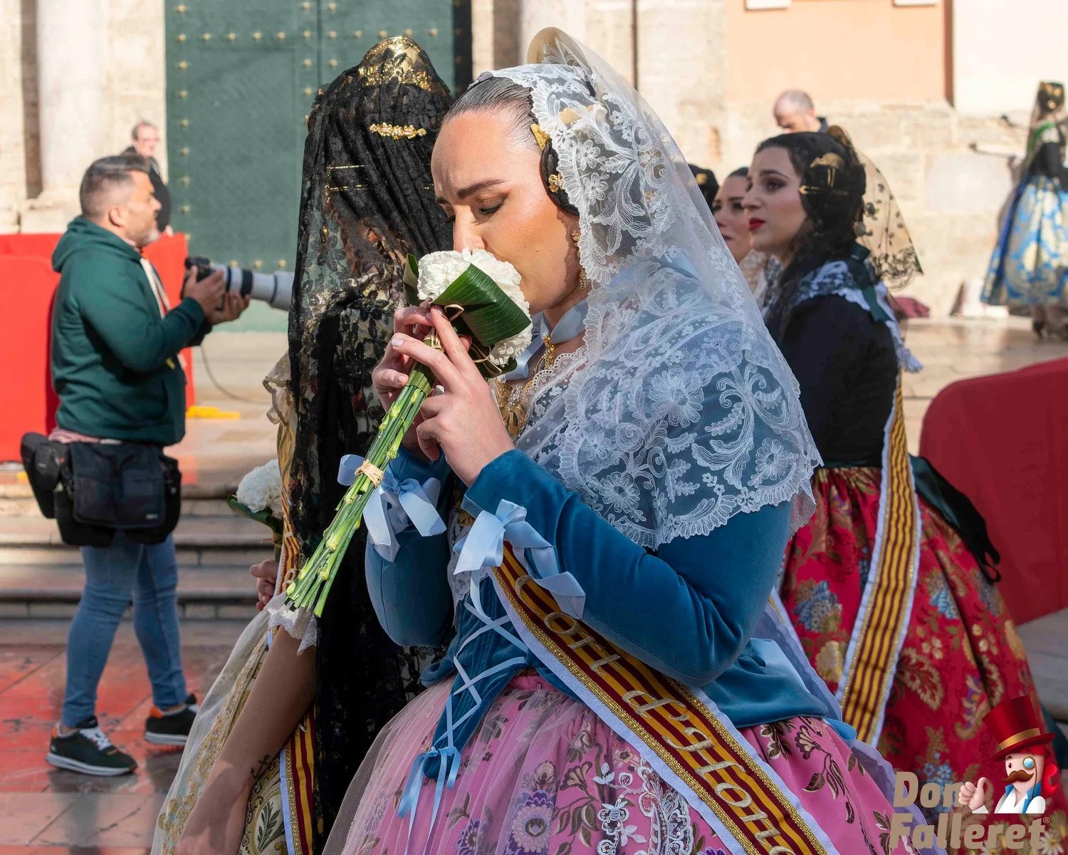 Ofrenda de Flores a la Virgen de los Desamparados - 17 de marzo - Comisiones Falleras 192 Ofrenda 17 185