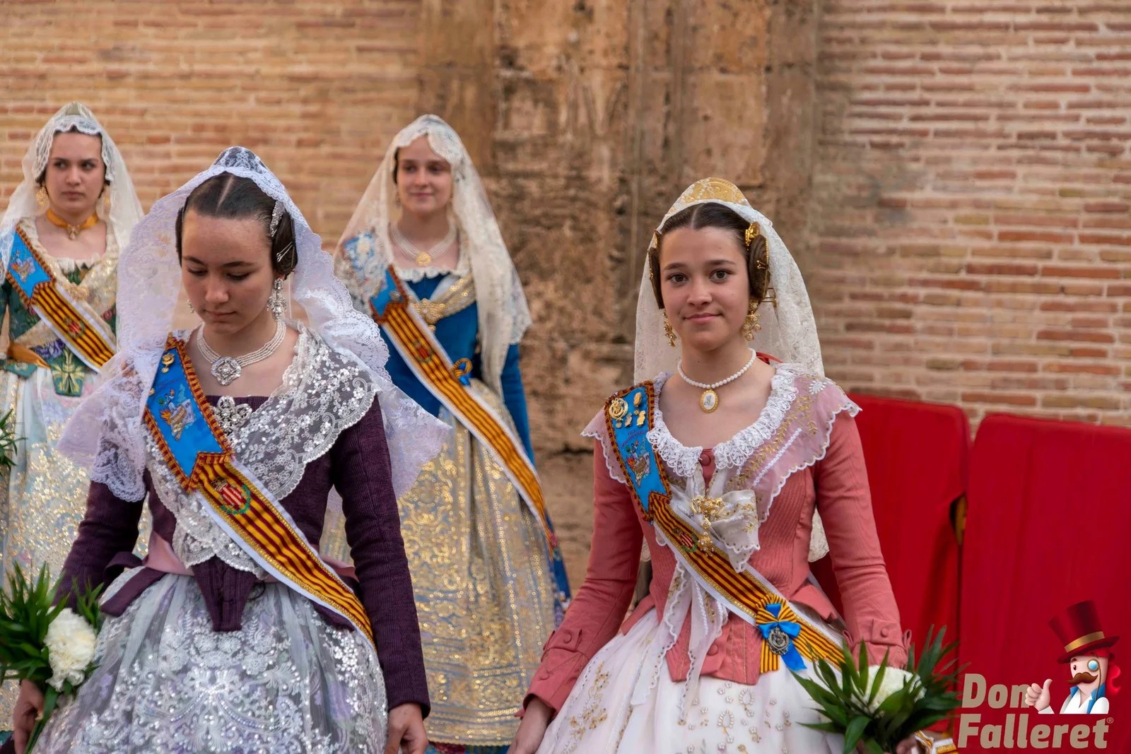 Ofrenda de Flores a la Virgen de los Desamparados - 17 de marzo - Comisiones Falleras 204 Ofrenda 17 197