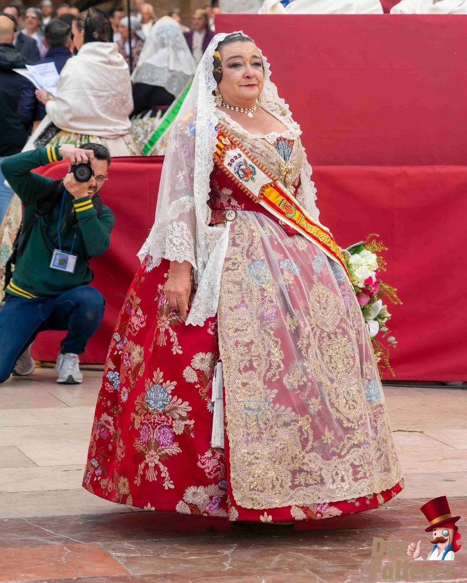 Ofrenda de Flores a la Virgen de los Desamparados - 17 de marzo - Comisiones Falleras 216 Ofrenda 17 209