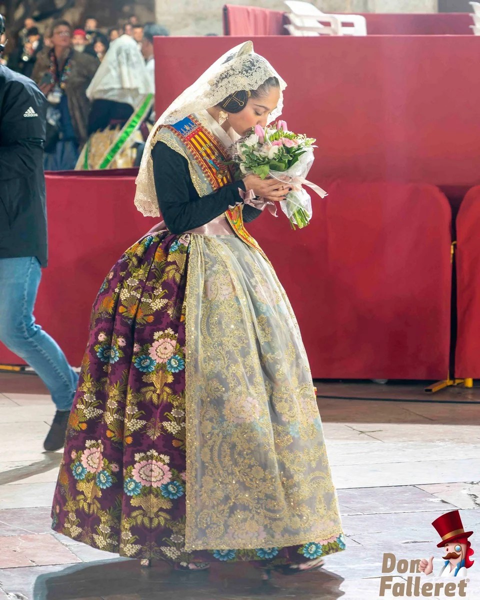Ofrenda de Flores a la Virgen de los Desamparados - 17 de marzo - Comisiones Falleras 225 Ofrenda 17 218