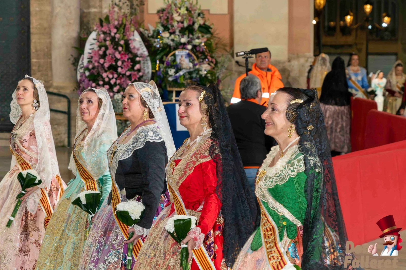 Ofrenda de Flores a la Virgen de los Desamparados - 17 de marzo - Comisiones Falleras 256 Ofrenda 17 249