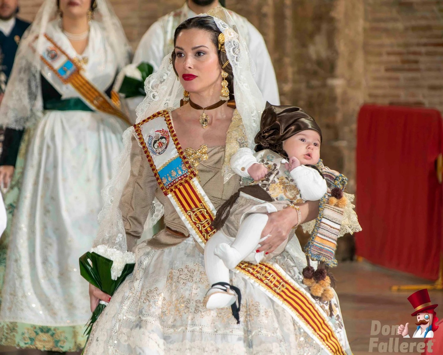Ofrenda de Flores a la Virgen de los Desamparados - 17 de marzo - Comisiones Falleras 259 Ofrenda 17 252