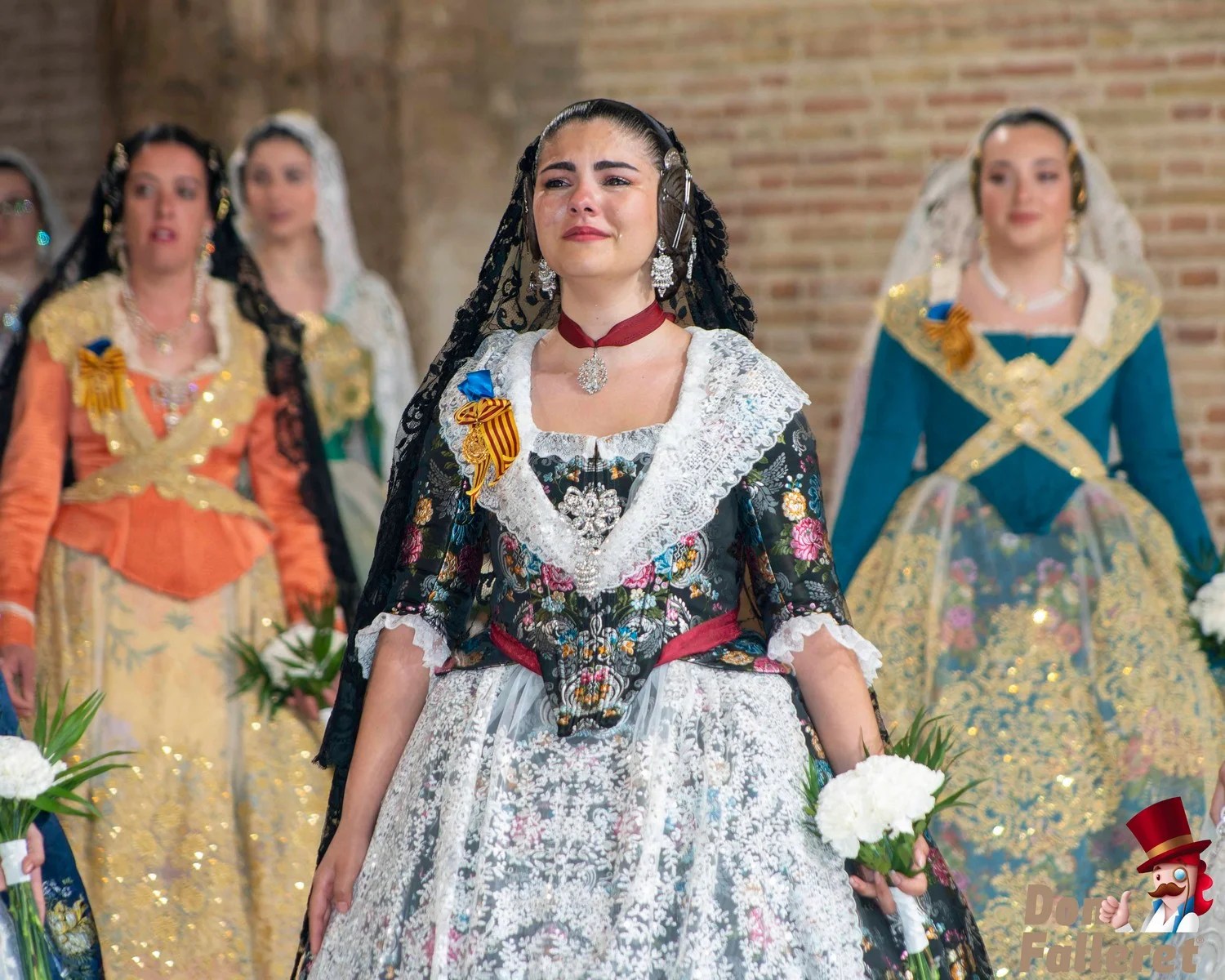 Ofrenda de Flores a la Virgen de los Desamparados - 17 de marzo - Comisiones Falleras 267 Ofrenda 17 260
