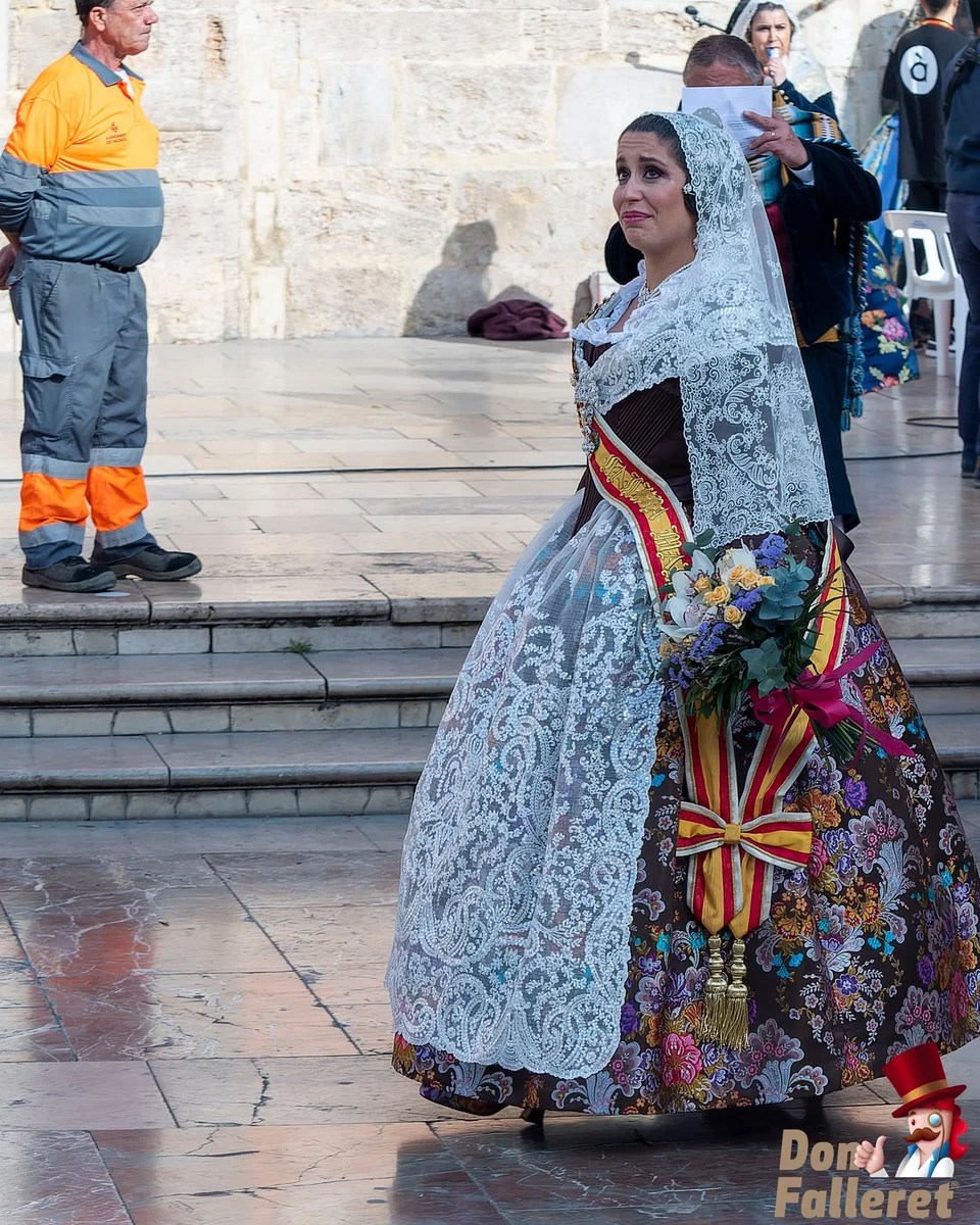 Ofrenda de Flores a la Virgen de los Desamparados - 17 de marzo - Comisiones Falleras 36 Ofrenda 17 29