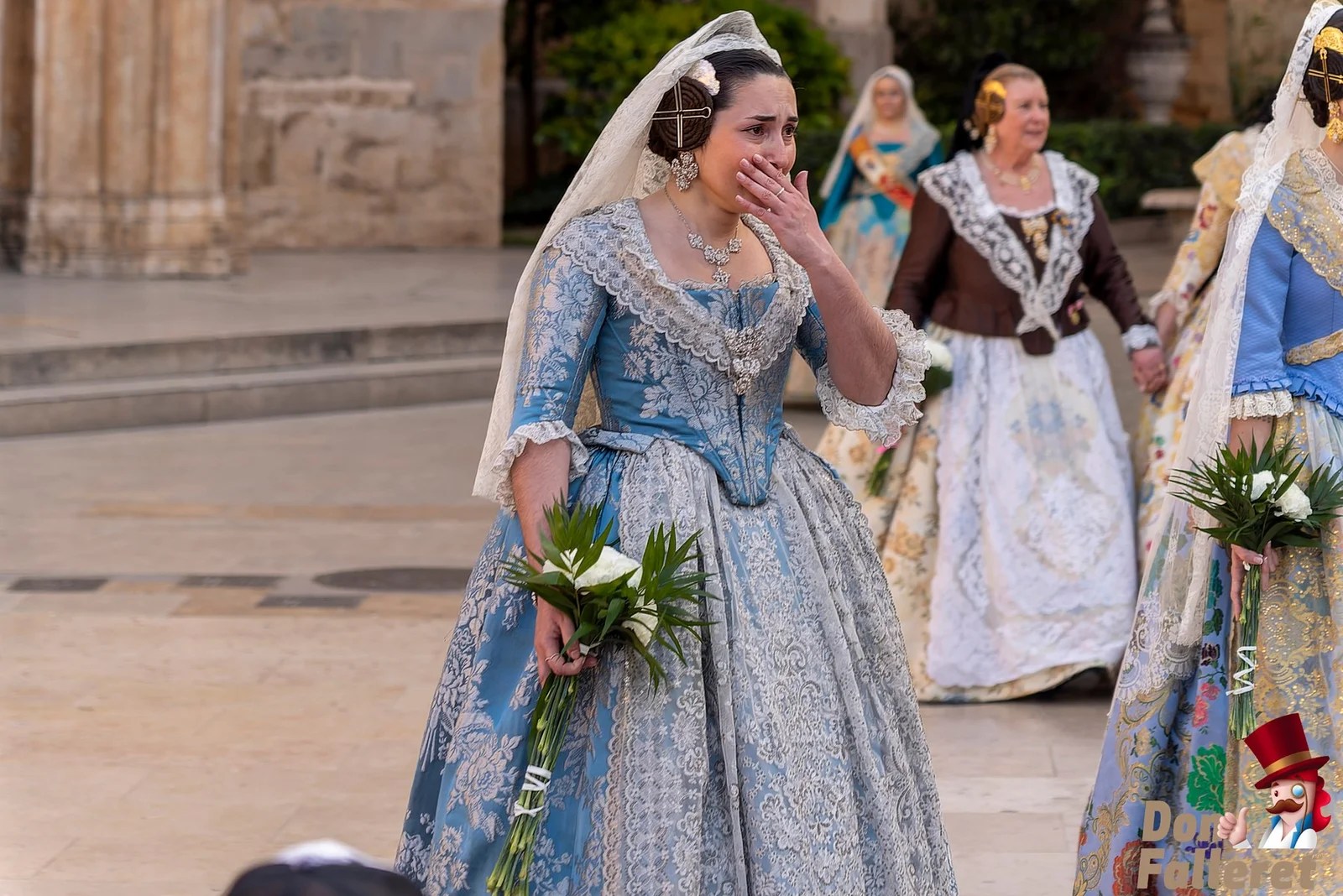 Ofrenda de Flores a la Virgen de los Desamparados - 17 de marzo - Comisiones Falleras 37 Ofrenda 17 30