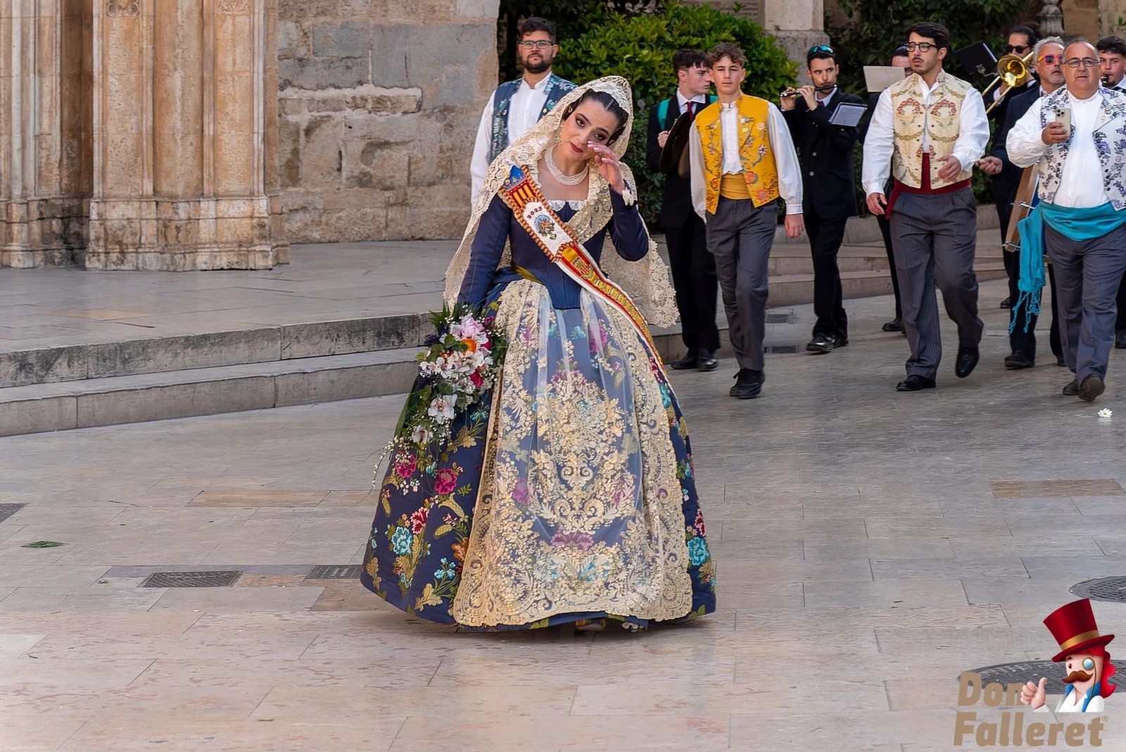 Ofrenda de Flores a la Virgen de los Desamparados - 17 de marzo - Comisiones Falleras 38 Ofrenda 17 31