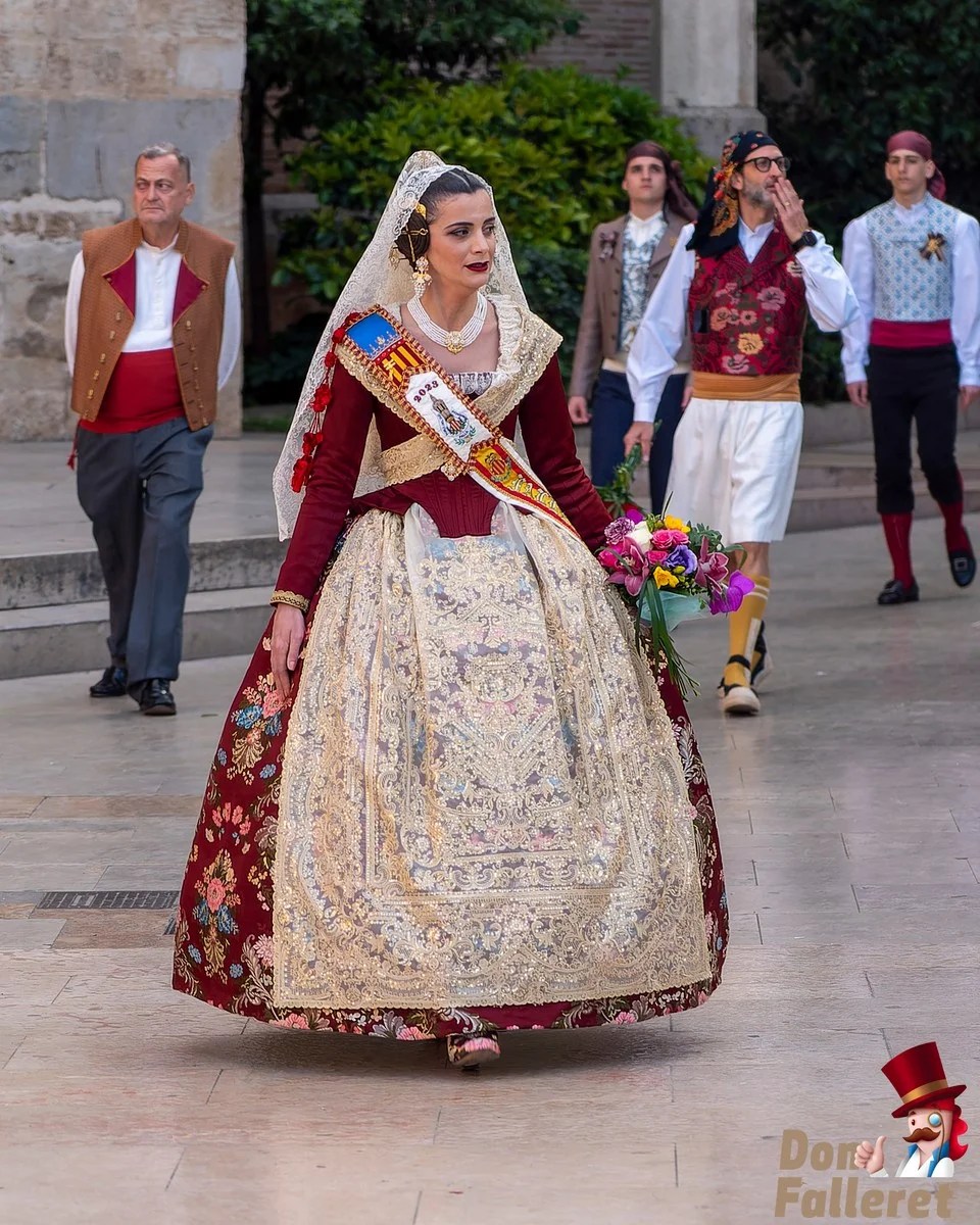 Ofrenda de Flores a la Virgen de los Desamparados - 17 de marzo - Comisiones Falleras 60 Ofrenda 17 53