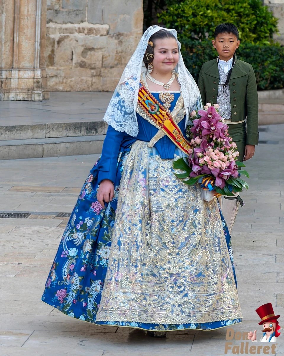 Ofrenda de Flores a la Virgen de los Desamparados - 17 de marzo - Comisiones Falleras 76 Ofrenda 17 69
