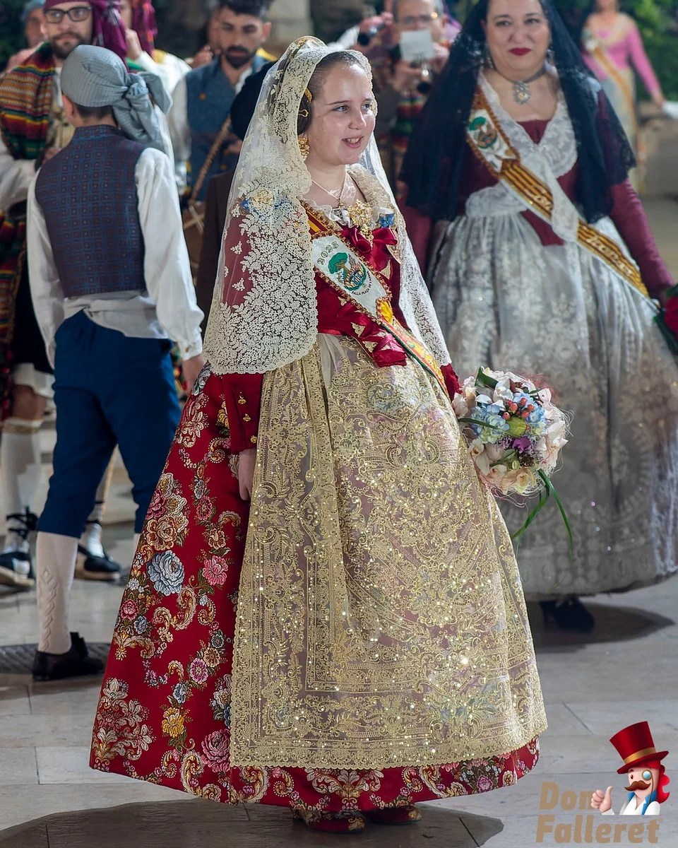 Ofrenda de Flores a la Virgen de los Desamparados - 17 de marzo - Comisiones Falleras 87 Ofrenda 17 80