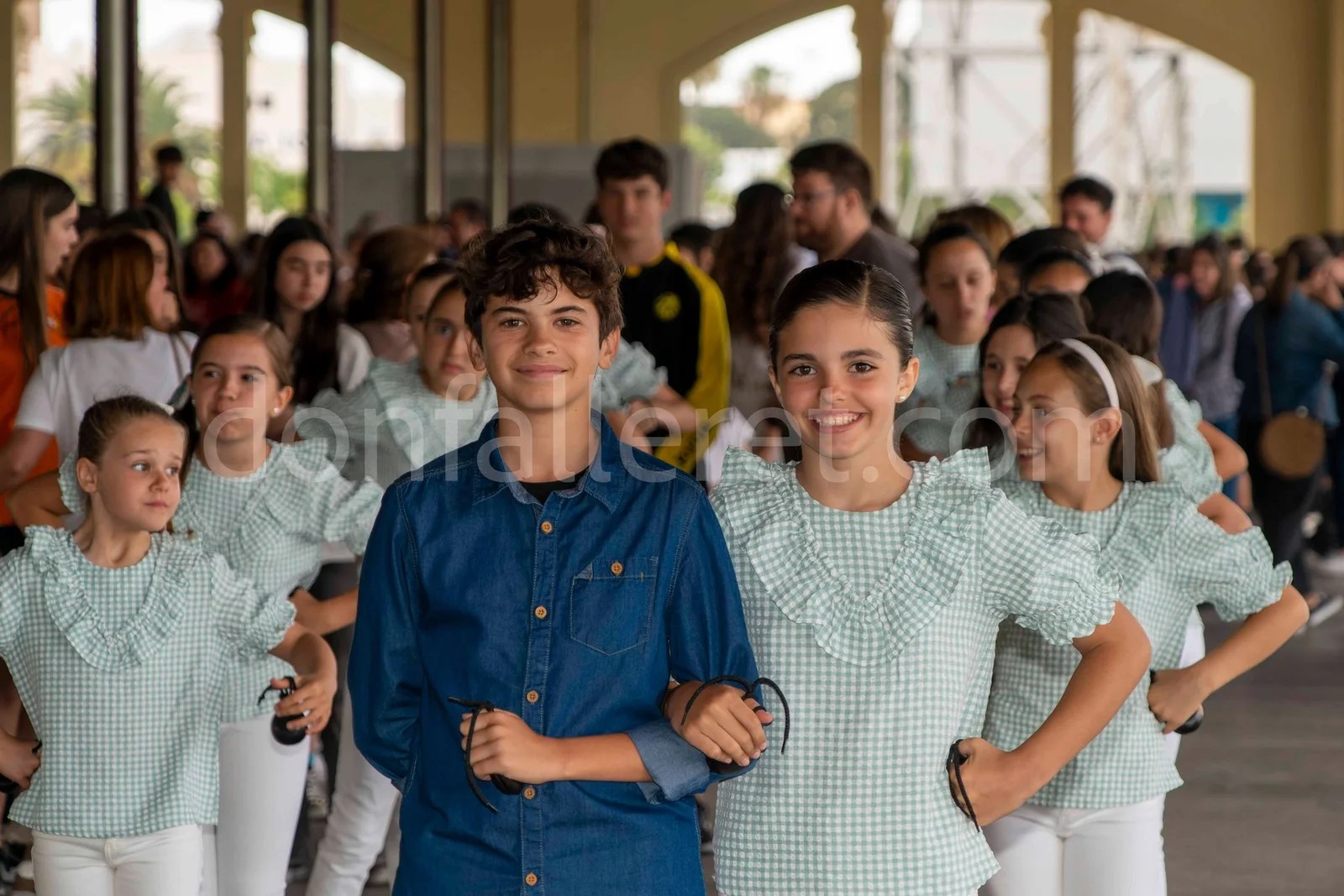 El ensayo general de la Dansà de las Fallas a la Virgen de los Desamparados en imágenes 2 Ensayo Dansa Virgen1