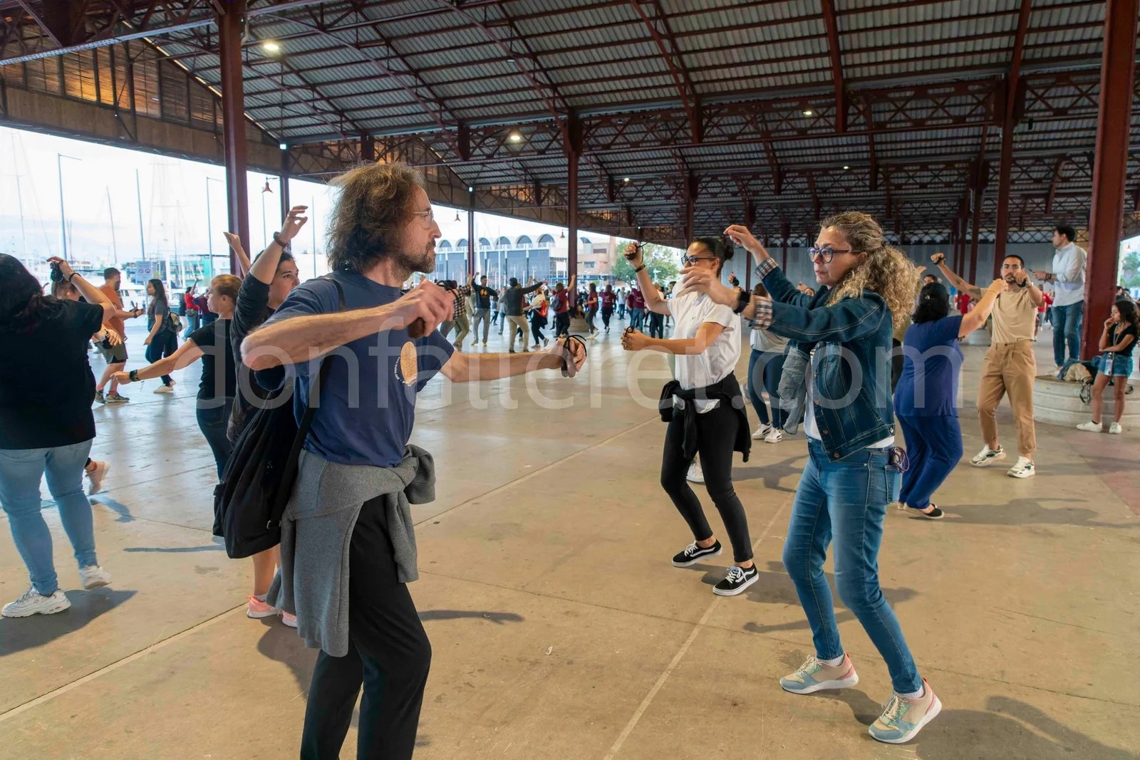El ensayo general de la Dansà de las Fallas a la Virgen de los Desamparados en imágenes 7 Ensayo Dansa Virgen45
