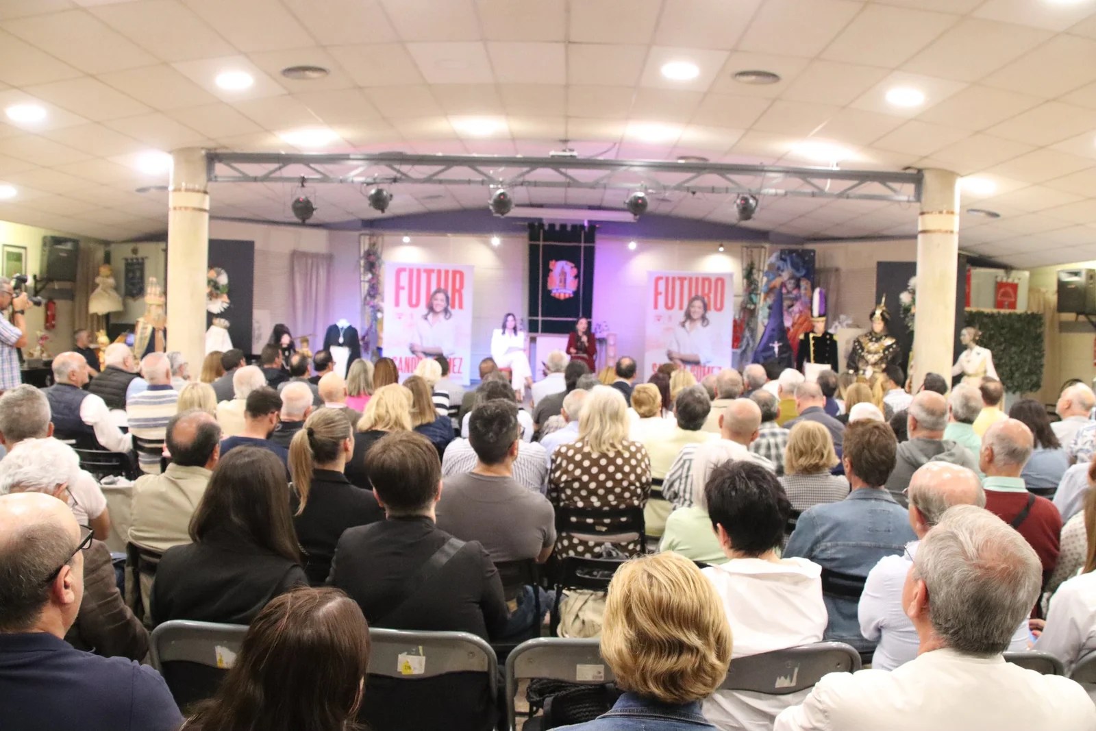 Sandra Gómez destaca que la tasa fallera que se recaude en marzo revertirá en las comisiones para que inviertan en las Fallas 1 FwwdWo WYAEtpjH