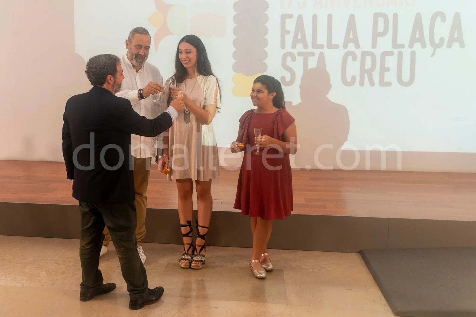 Comienzan las celebraciones por el 175 aniversario de la Falla Plaza Santa Cruz 25 175A StCruz Logo 14