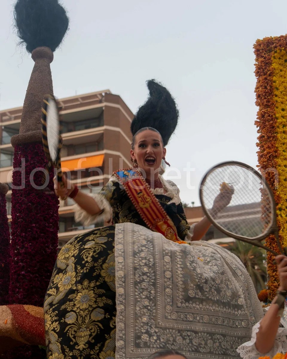 La Batalla de Flores pone el punto final a la Gran Fira de Valencia 77 Batalla Flors 141
