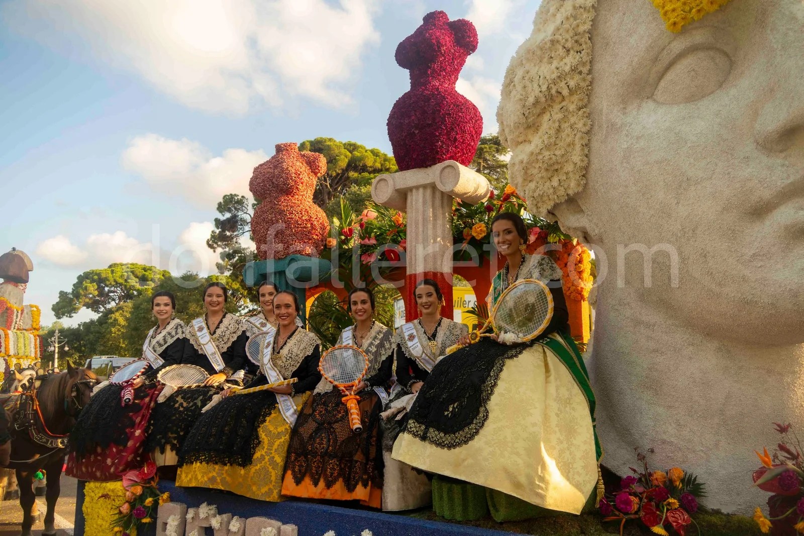 La Batalla de Flores pone el punto final a la Gran Fira de Valencia 4 Batalla Flors 57
