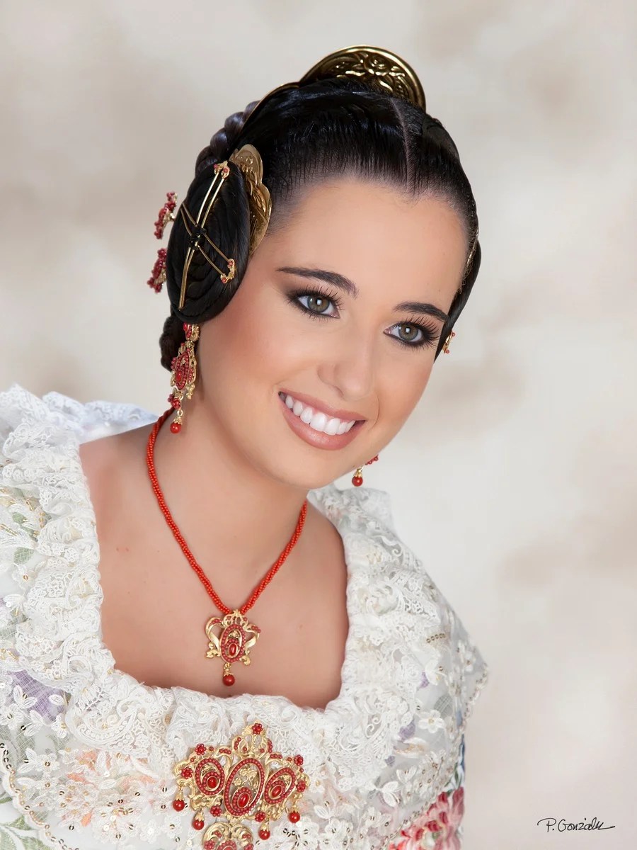 Ellas son las preseleccionadas del Sector La Roqueta-Arrancapins #Preselecciones24 6 CARMEN MOLLA BOSCA Falla Els Doctors