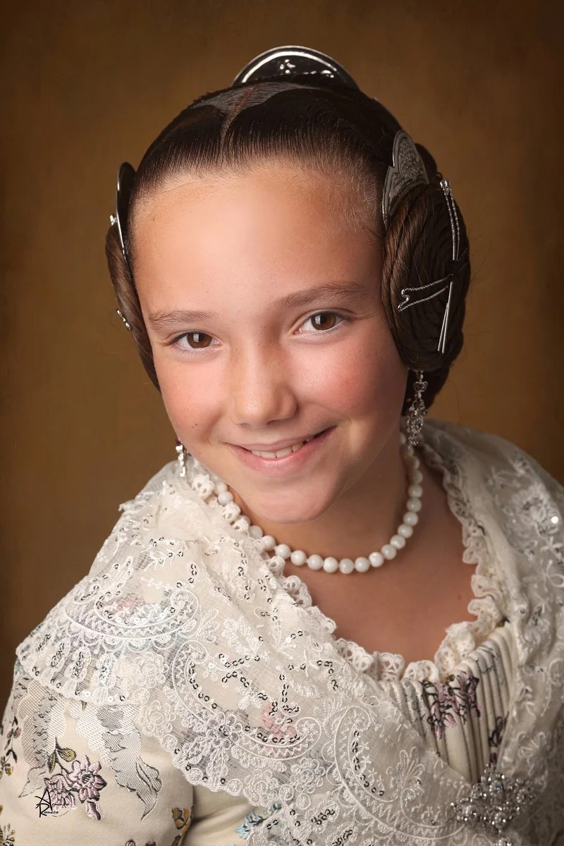 Ellas son las preseleccionadas del Sector La Seu-La Xerea-El Mercat #Preselecciones24 1 CAROLINA REAL REVERT Falla Corretgeria Bany dels Pavesos