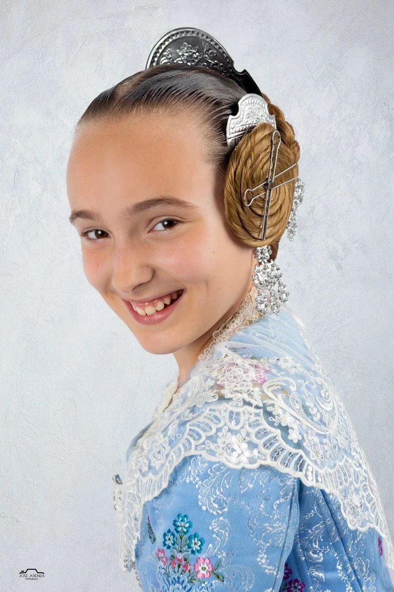 Ellas son las preseleccionadas del Sector Benicalap #Preselecciones24 2 CLAUDIA SANCHIS GOMEZ Falla Manuel Melia y Fuster Carlos Cortina