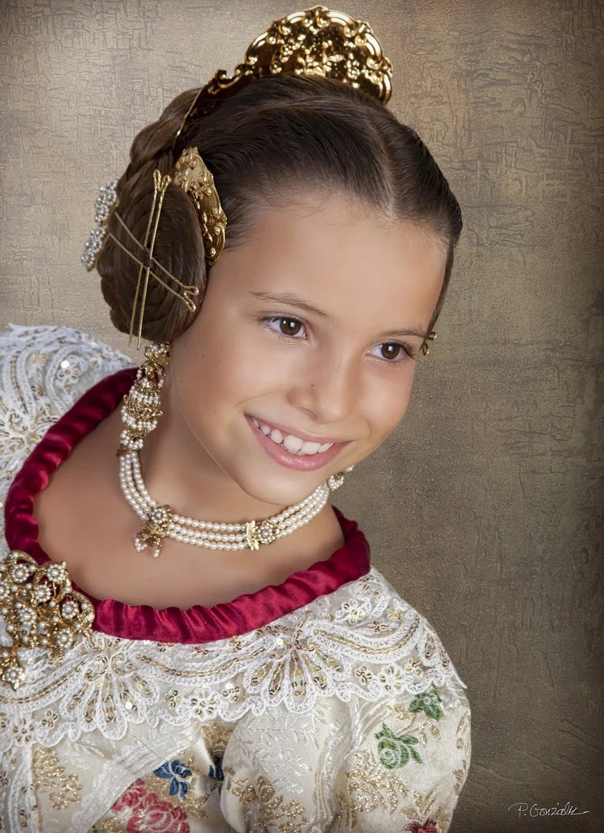 Ellas son las preseleccionadas del Sector El Pilar-Sant Francesc #Preselecciones24 3 LAIRA IGLESIAS LLUCH Falla San Vicente Periodista Azzati