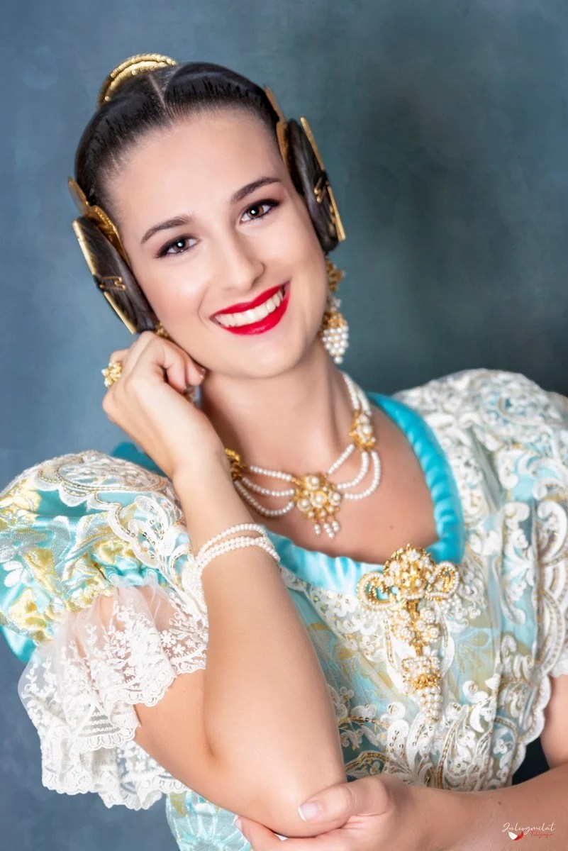 Ellas son las preseleccionadas del Sector El Pilar-Sant Francesc #Preselecciones24 6 PAULA RAGA MIQUEL Falla Ribera Convento Santa Clara