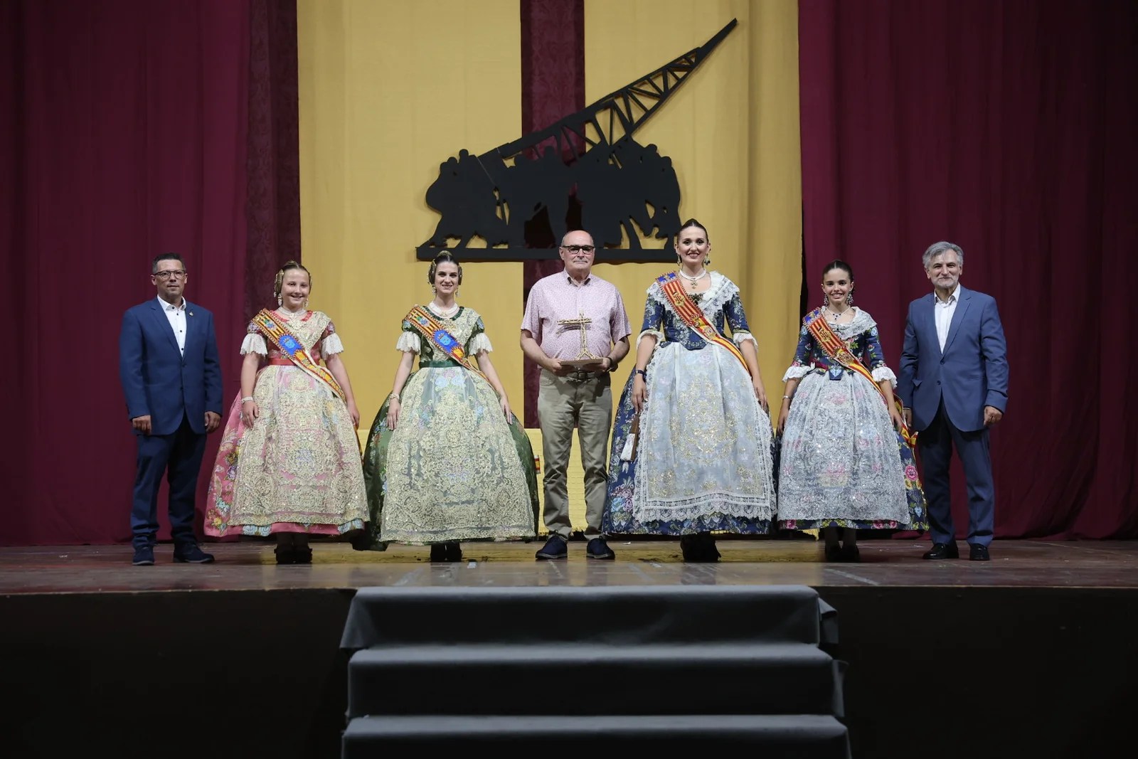 Gala de los 1 reconoce a los artistas falleros galardonados con los primeros premios de falla 4 image00006