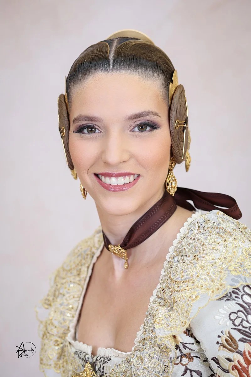 Estas son las Candidatas elegidas a ser Fallera Mayor de Valencia 2024 1 Ana Miralles Coloma 1