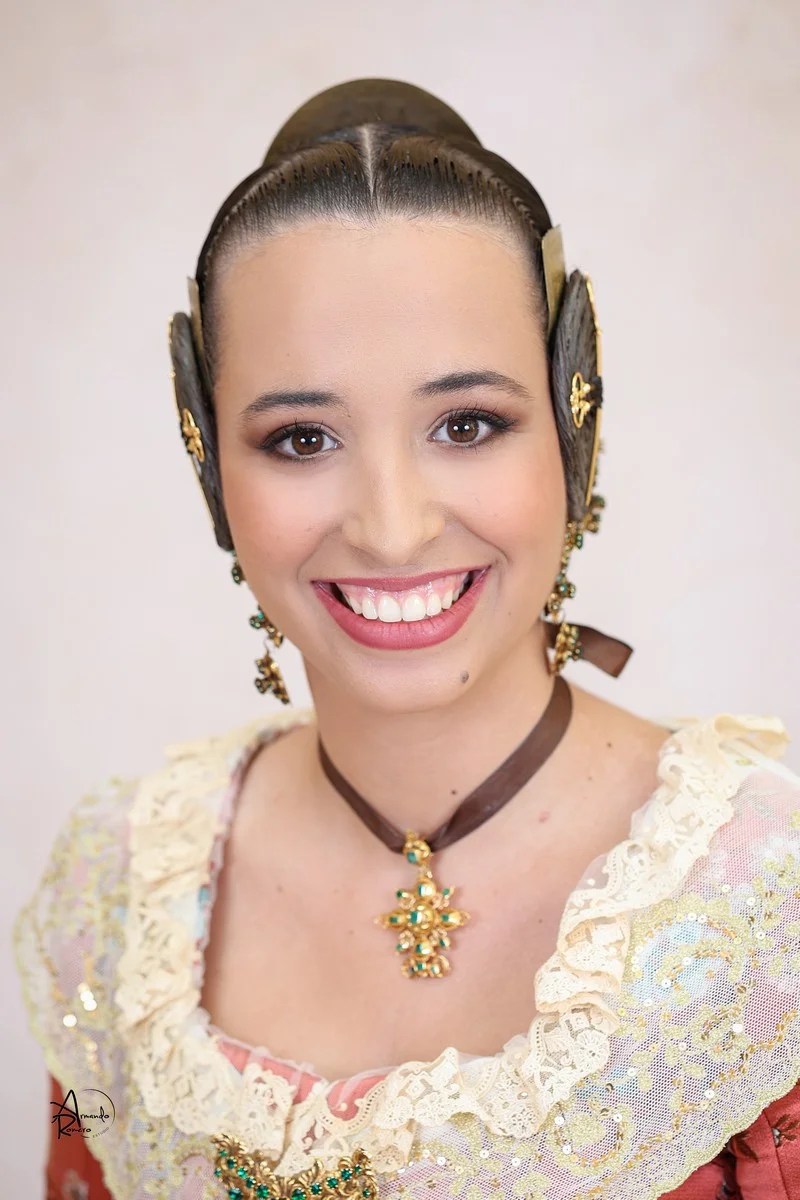Estas son las Candidatas elegidas a ser Fallera Mayor de Valencia 2024 3 Carla Olmos Llovera