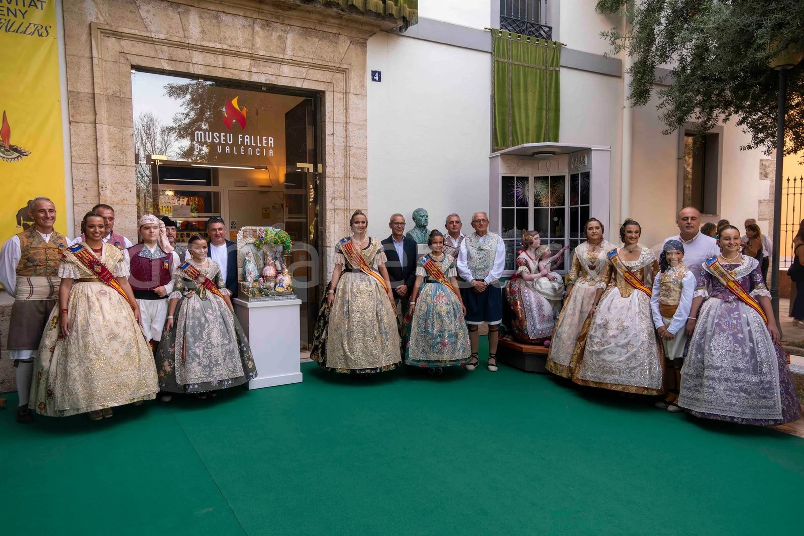 El acto de entrega de los Ninots Indultats inicia el curso fallero 15 EntregaNinot 51