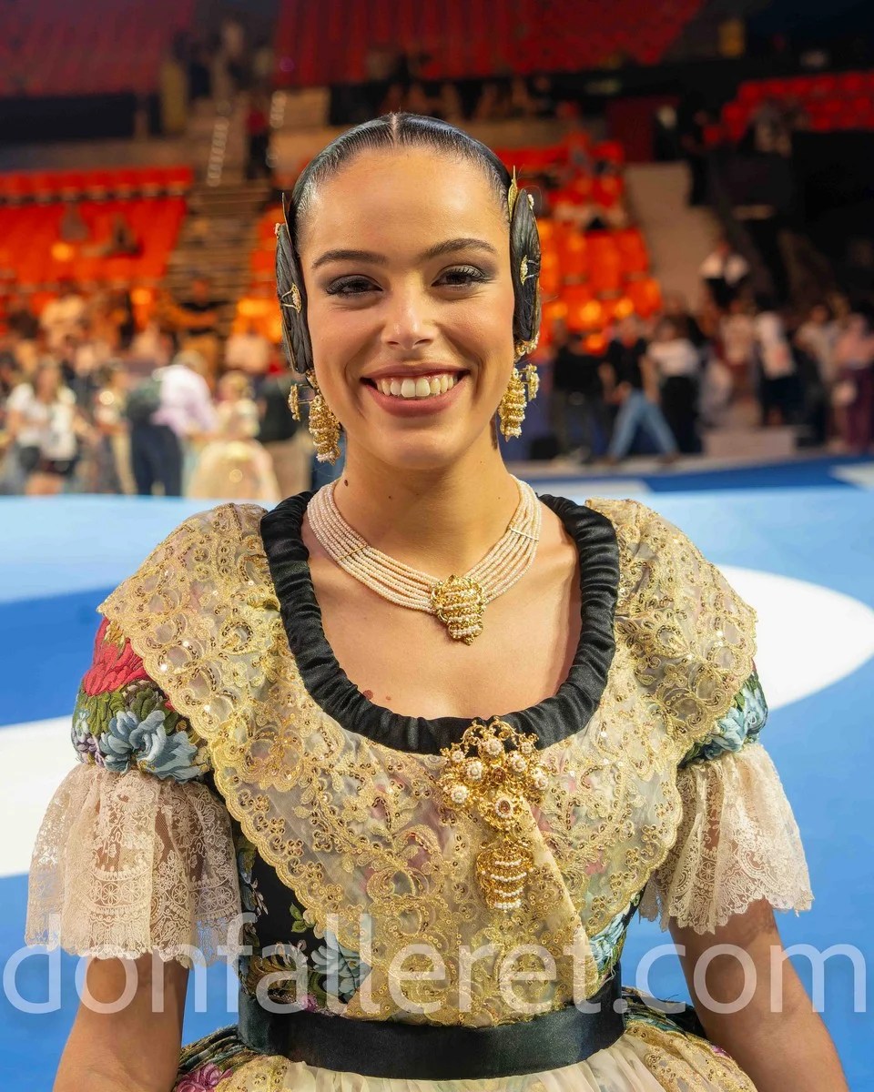 1 de ellas será la Fallera Mayor de Valencia 2024 13 Seleccionadas Fonteta 21