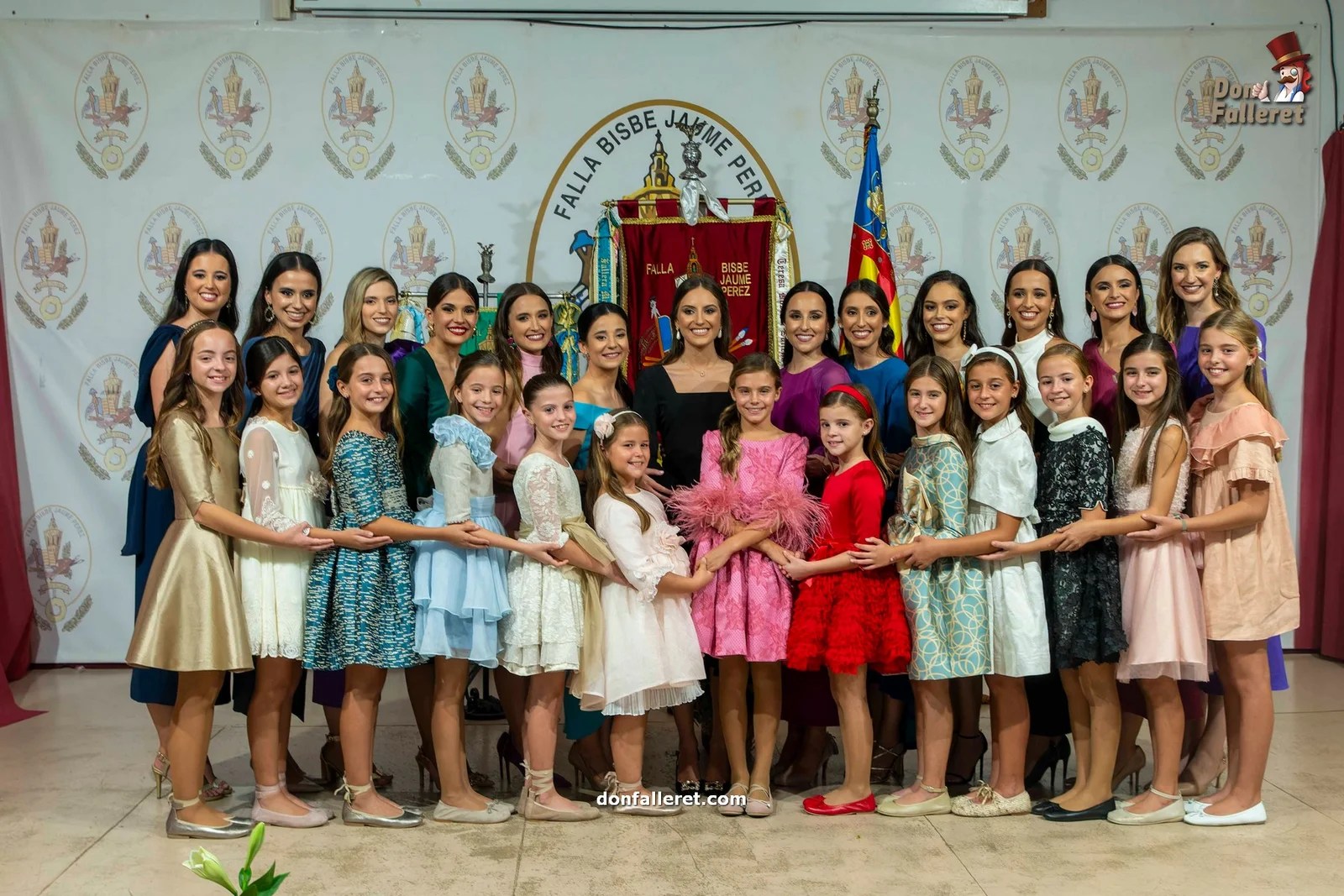 Valencia elige a las Falleras Mayores 2024 FOTONOTICIA