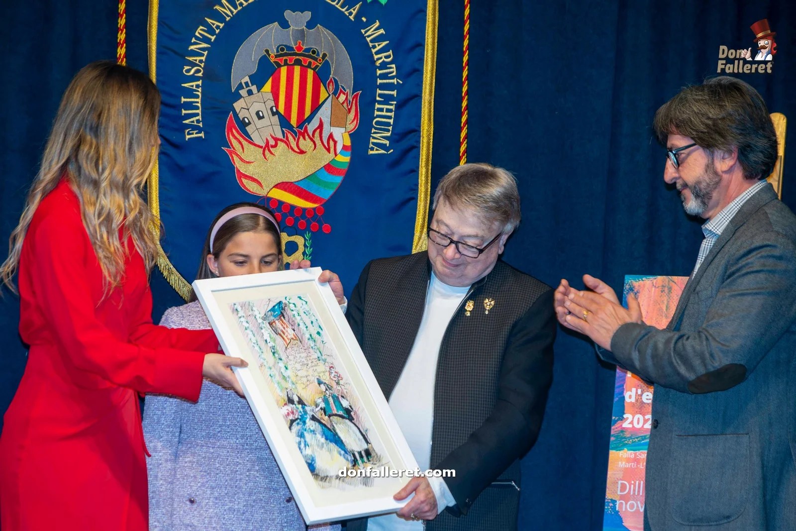 Santa María Micaela devela los bocetos de sus Fallas 2024 9 Entrega del Premio Tabalet a Enrique Marzal