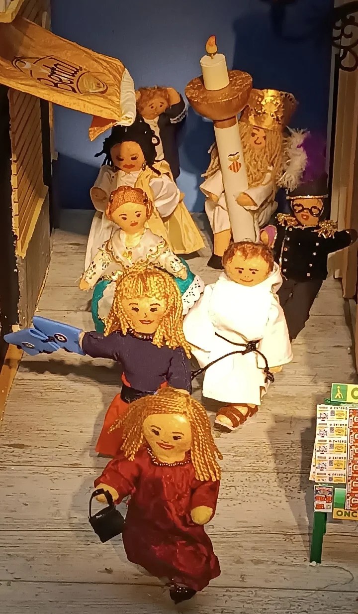 El “Belén del DUC” vuelve a ser un referente en la Navidad valenciana 4 6 HUIDA