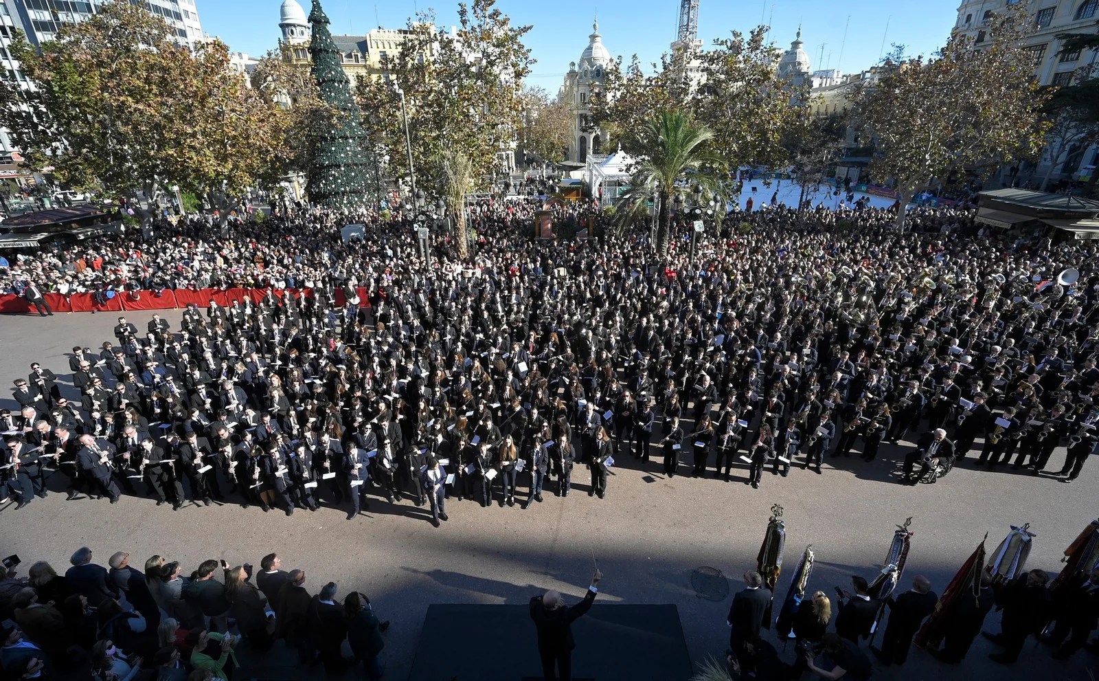 Multitudinario homenaje al Maestro Serrano en el 150 aniversario de su nacimiento 7 Homenaje al Maestro Serrano 150 aniversario 2